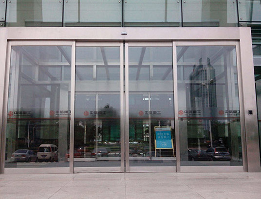 �ԄӸБ�(y��ng)�T�ĽY(ji��)��(g��u)�M��